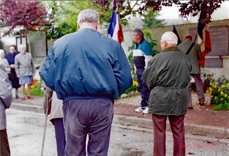 Boissy Maugis D day 1994 Memorial Plaque copy 3.jpg - Boissy Maugis WWI memorial D day 1994