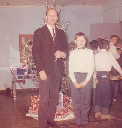 christmas_party.jpg - 6th Grade teacher, Mr Lageson.