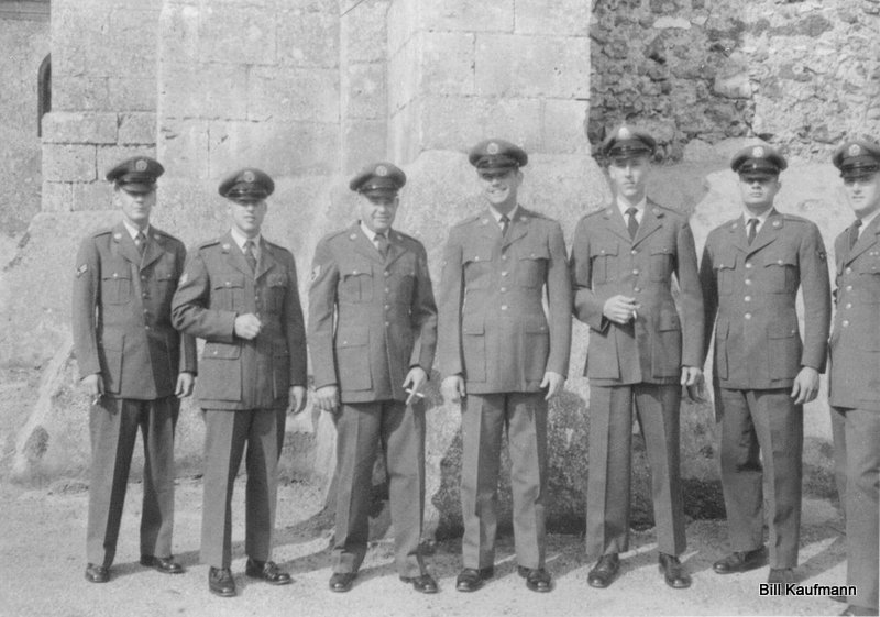 Left to right Jim Delaney-ssgt Kubiyz- sgt James-Tom Elliott-Fred Adams-John Henry-Bob Bolton.JPG