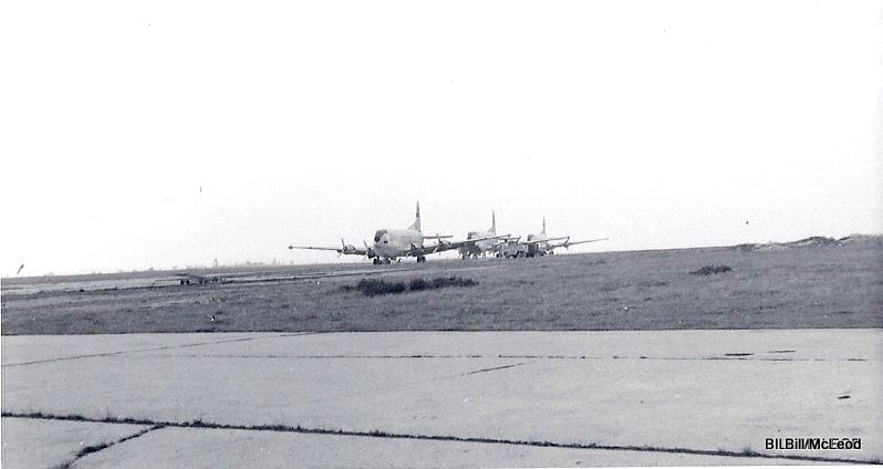 d 12d.JPG - East German Border C-124s Lined Up