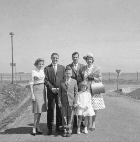 KendricksW.jpg - Our family with the Kendrick family.  Maj Kendrick was in the Air Base Group