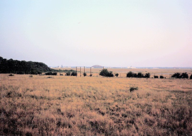 Dreux AB Looking West to Main Hanger Aug 1987.JPG