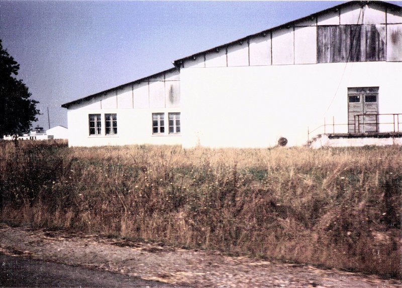 Dreux AB South end of Library Service Club Snack Bar Building Aug 1987.JPG