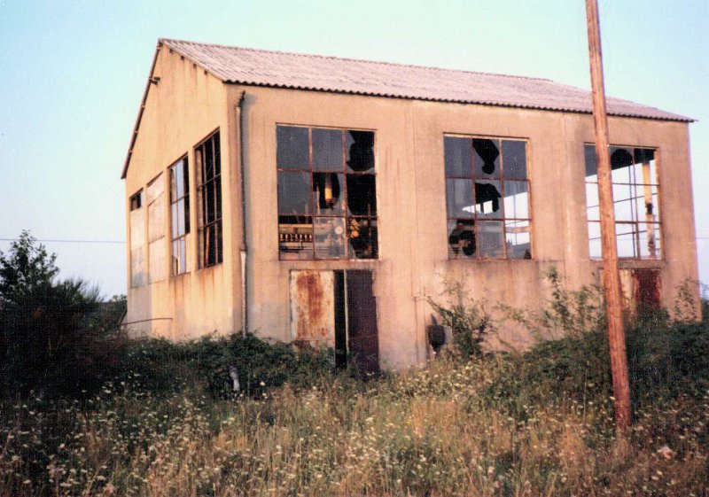 Dreux AB Steam Heat Plant across runway at 24 end Aug 1987.JPG