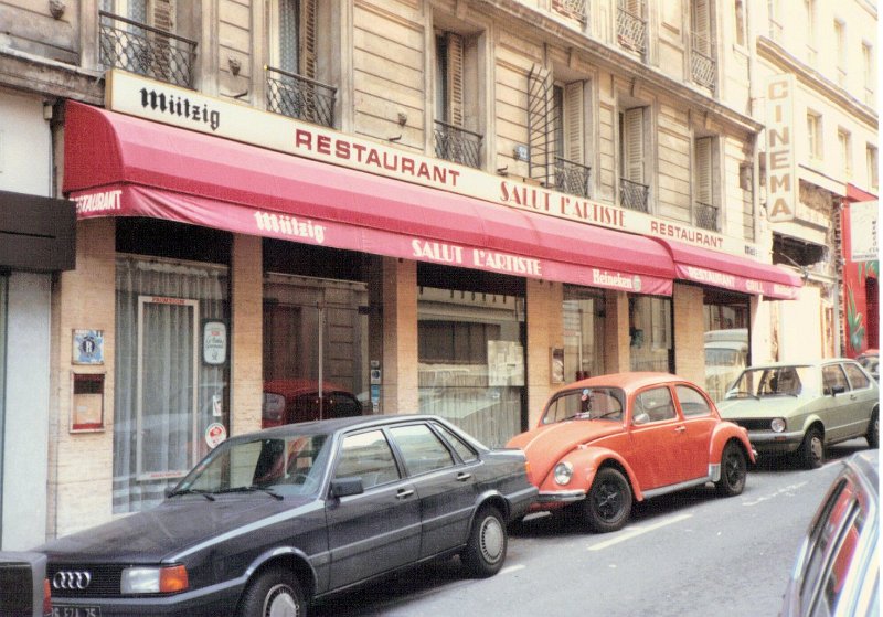 Former Cafe Junis bar in 1961 this photo taken Aug 1987.JPG