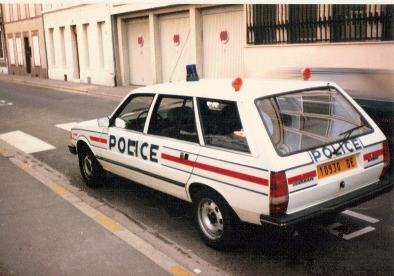 French Peugeo Police Wagon Dreux City Aug 1987.JPG