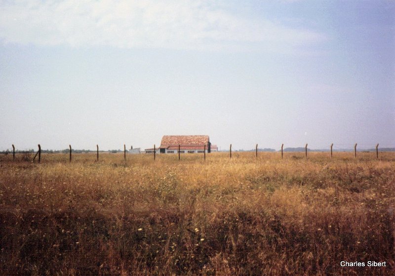 Hanger at Margarette 2 for 10th TCS Behind it is Hanger for 11th TCS at Margarette 3 Aug 1987.JPG