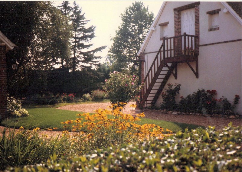 North Side View of Bigeonnette Summer House Aug 1987.JPG