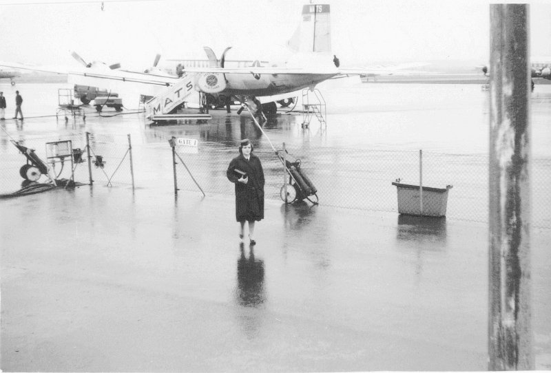 Plane for McGuire AFB Apr 1 1961 Orly AB Paris.JPG