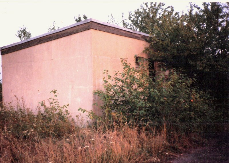 Small Building Near Margerette 6 Mess Hall Aug 1987.JPG