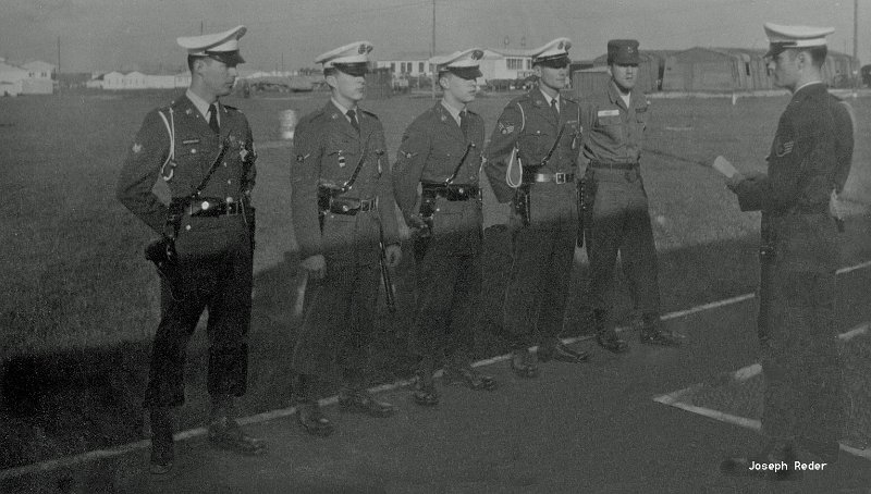 Dreux Flight D 1962.jpg - D Flight 1963.  Left to Right:  SP4 Ned Hartsough, A3C Raymond Turcotte (I understand he is deceased), A3C Joseph Reder, A1C Hannel, PFC Jerry Calisi, SSGT James Joyner Flight SGT.