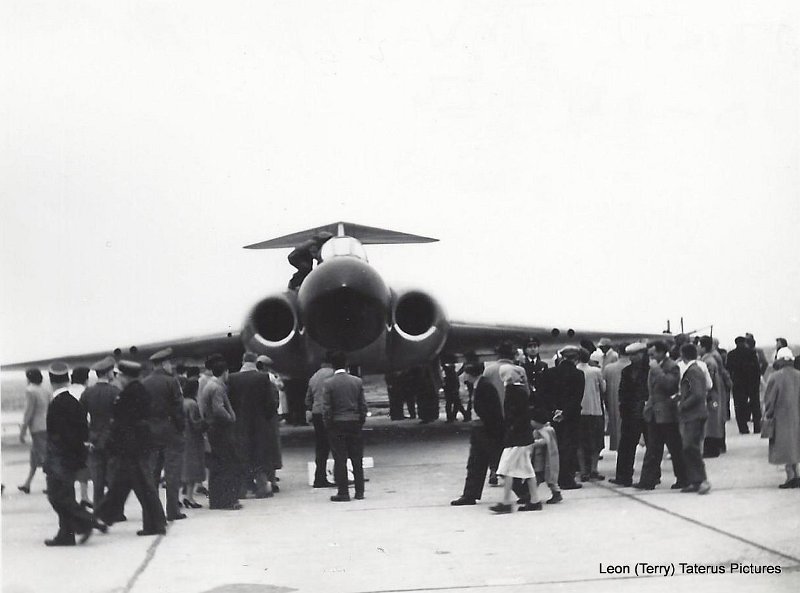 Image14.jpg - British Javelin Bomber 10-14-56