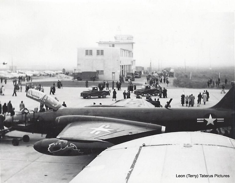 Image18.jpg - B-57 Canberra 10-14-56 Dreux Tower in the background.