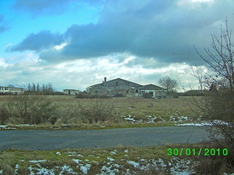 na (24).jpg - SERVICE CLUB--LIBRARY--SNACK BAR BUILDING