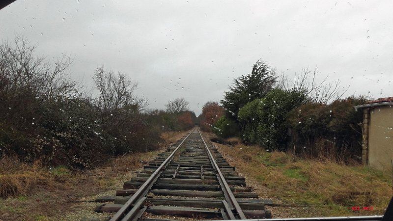 na_2 (7).jpg - RAIL TRACKS NEAR BEGIONNETTE--MAYBE NOT USED MUCH  