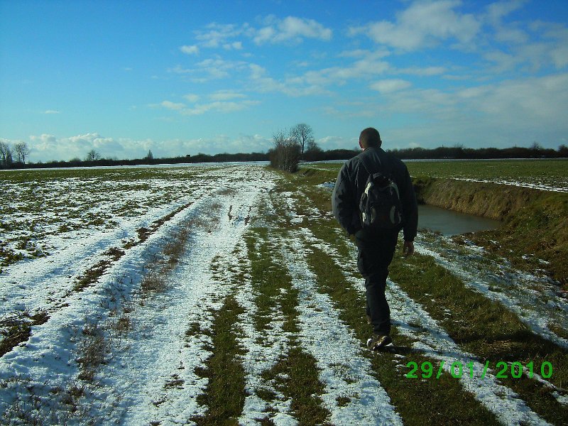 na (4).jpg - FARM FIELD OUTSIDE THE BASE PERIMETER ROAD--SOUTH