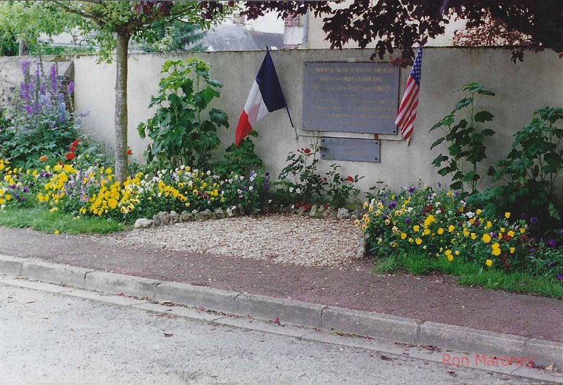 D day Memorial 1994 pick up copy 3.jpg - Boissy dedication plaque