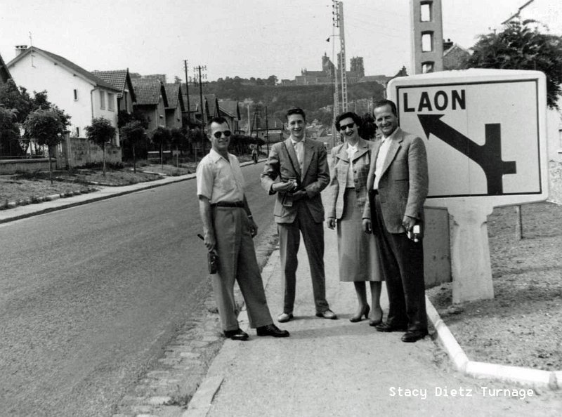 Dreux_Laon.jpg - Dad (Capt John Dietz) with Friends