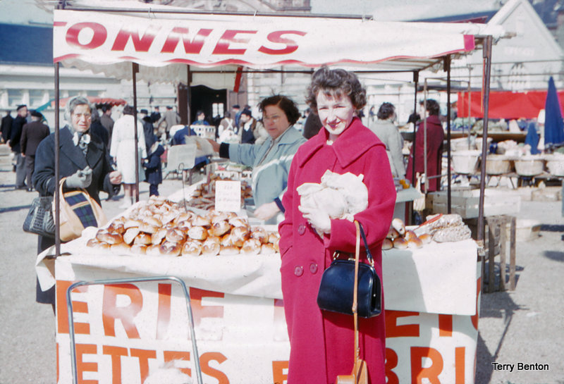 4-Mom at French market.jpg