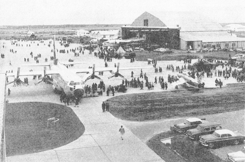 Air Show at Dreux AB France Sept 1957.JPG